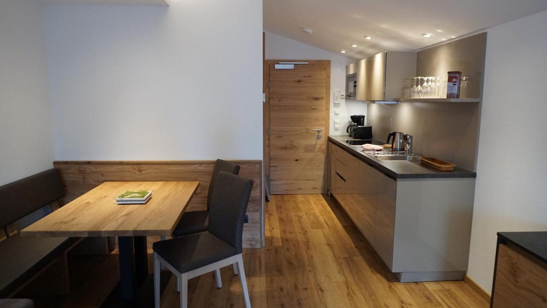 ליוטאש Aktiv Apartments מראה חיצוני תמונה