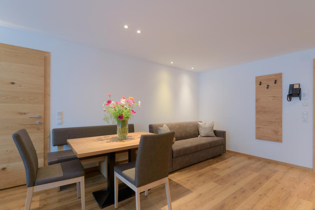 ליוטאש Aktiv Apartments מראה חיצוני תמונה